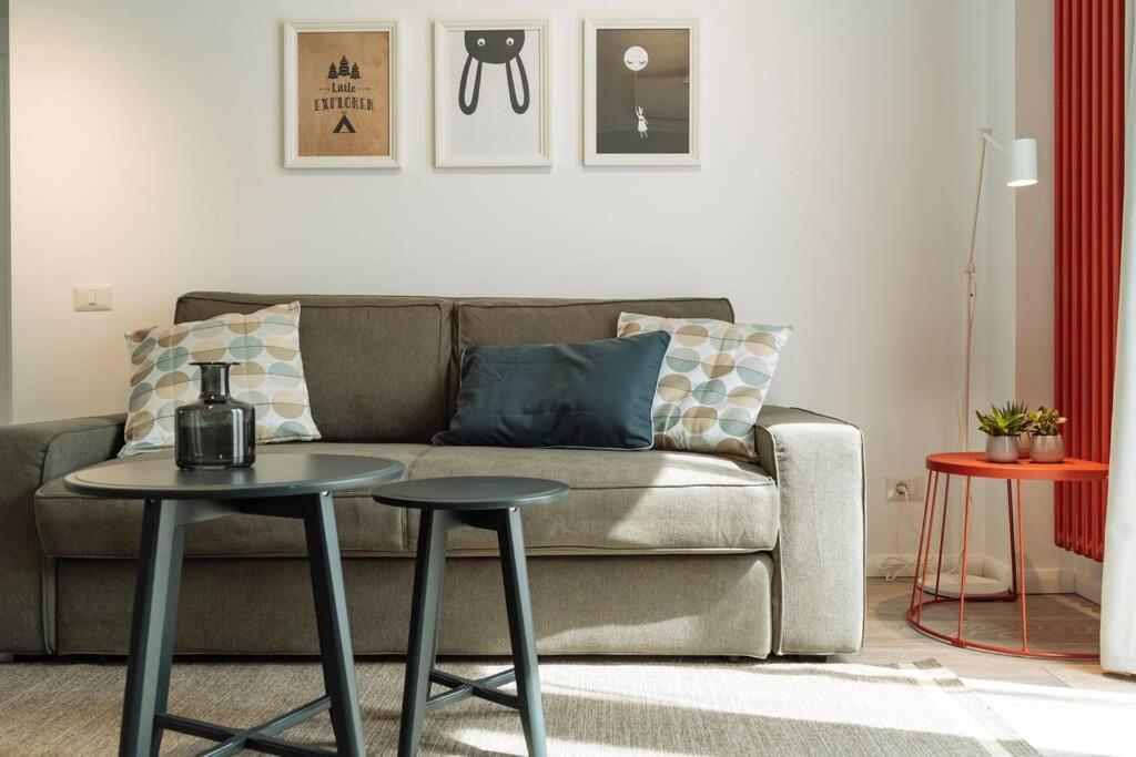 Апартаменти Sunny 2Br Flat - Old Town View Бухарест Екстер'єр фото