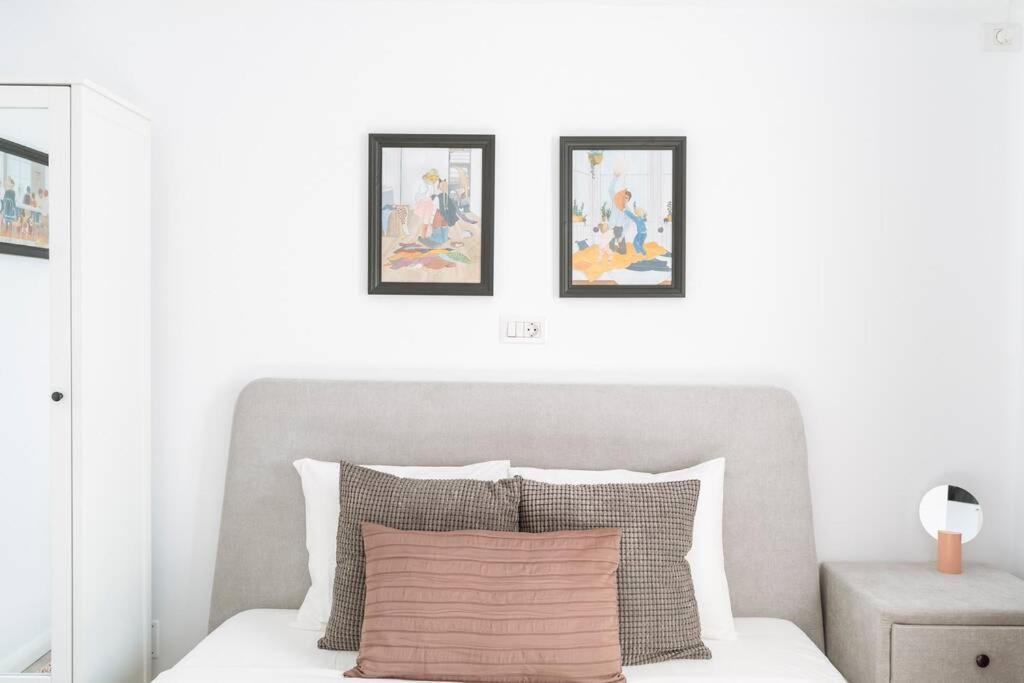 Апартаменти Sunny 2Br Flat - Old Town View Бухарест Екстер'єр фото